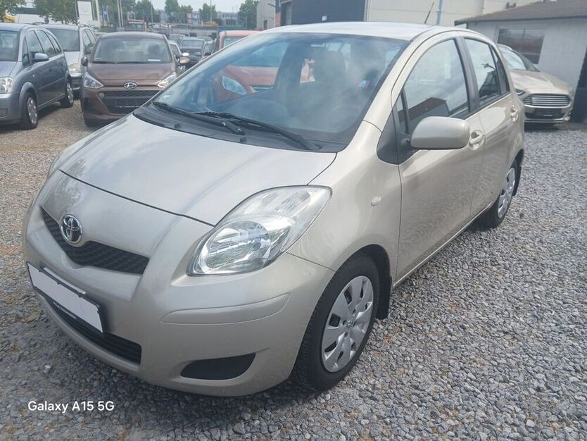 Yaris