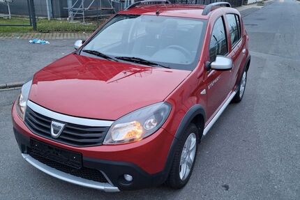 Dacia Sandero 37.500 km 5.400 &euro; Darmstadt 64293