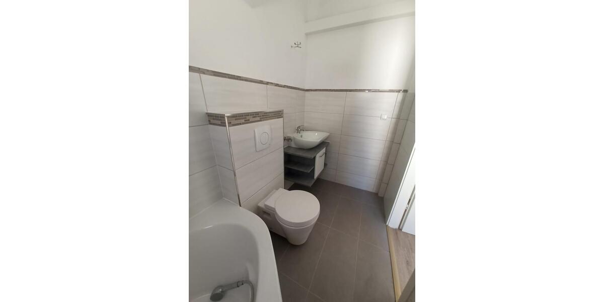 Mehrfamilienhaus, Wohnhaus Frankfurt am Main Niederrad - 16 Zimmer, 225 m&sup2;, 890.000&euro; | Angebot:26165114