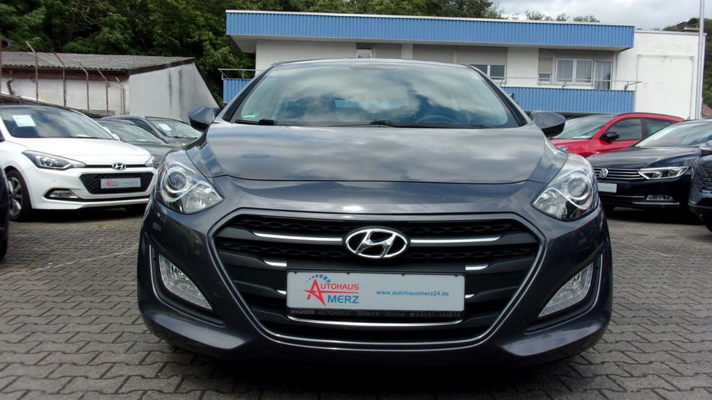 Hyundai i30 102.855 km 8.990 &euro; Mühltal 64367