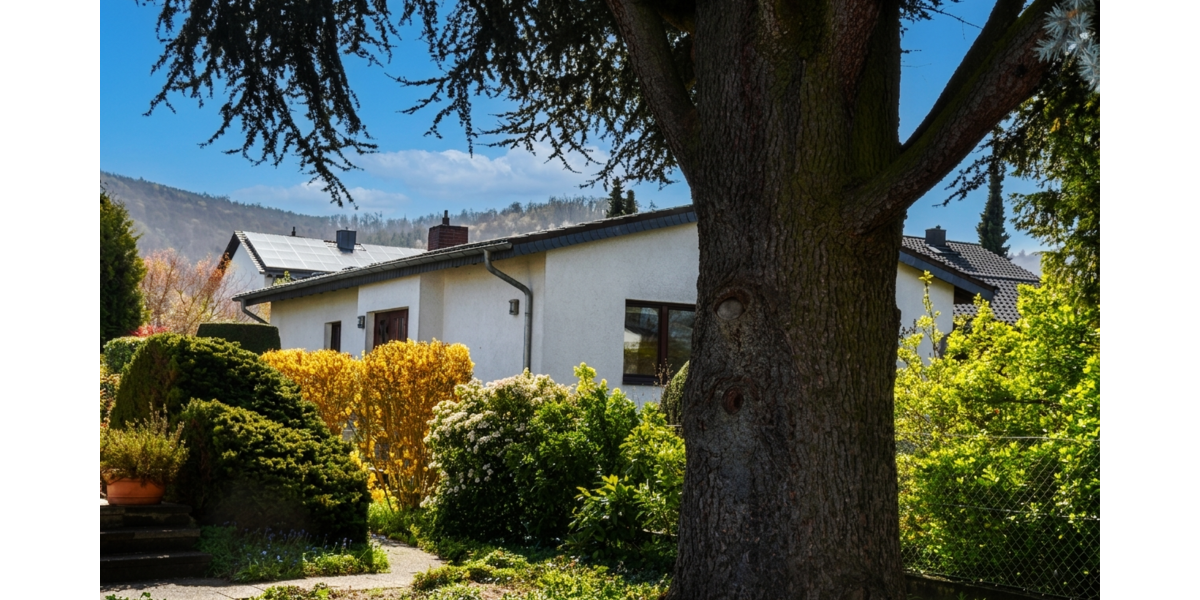 **RESERVIERT** Freistehendes Einfamilienhaus mit Gartenidylle in Seeheim-Jugenheim - Einfamilienhaus Seeheim-Jugenheim Bergstraße | Angebot:26286081