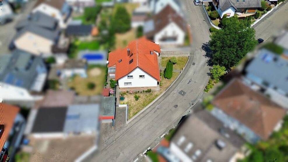 Solides, teils modernisiertes Zweifamilienhaus in gesuchter, ruhiger Lage von Münster