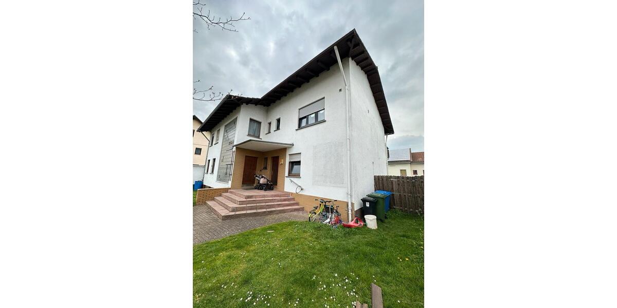 2-Familienhaus - OHNE KÄUFERPROVISION! 8 zimmer