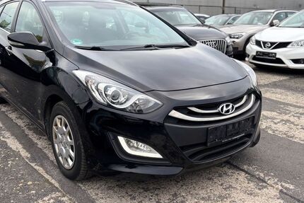 Hyundai i30 171.543 km 6.790 € Frankfurt am Main 65933