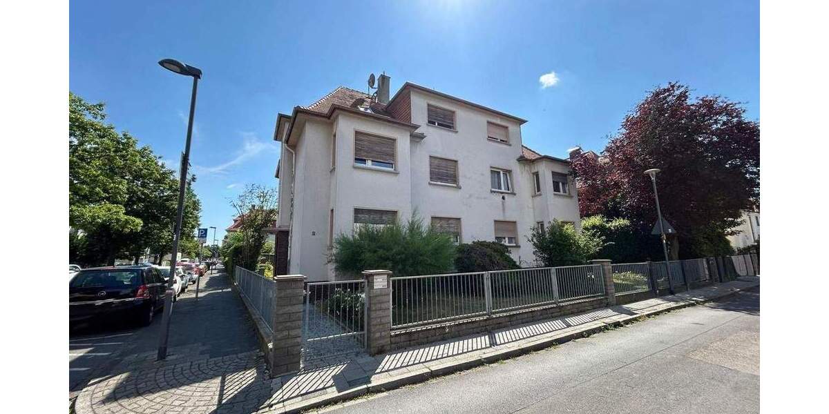 Zwei-Dreifamilienhaus auf 3 Etagen mit großem Garten und Garage 1 zimmer