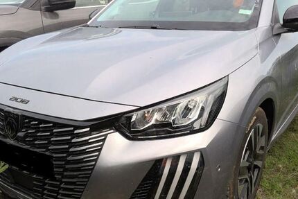 Peugeot 208 15.025 km 15.280 &euro; Rüsselsheim 65428