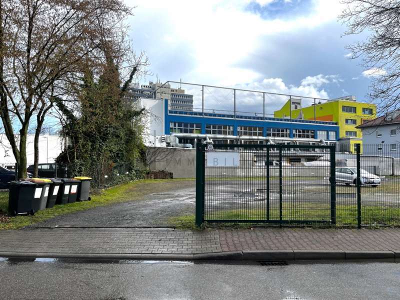 Grundstück in Frankfurt 1.900.000 € 1886 m²