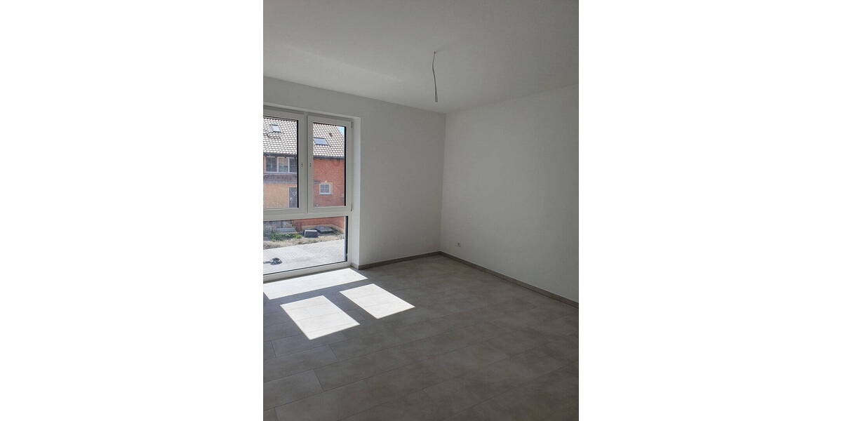 Etagenwohnung Rossdorf (bei Darmstadt) Roßdorf - 3 Zimmer, 98 m&sup2;, 1.790&euro; | Angebot:26331139