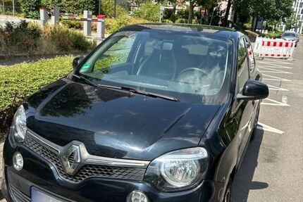 Renault Twingo 105.038 km 8.499 &euro; Frankfurt am Main 60528