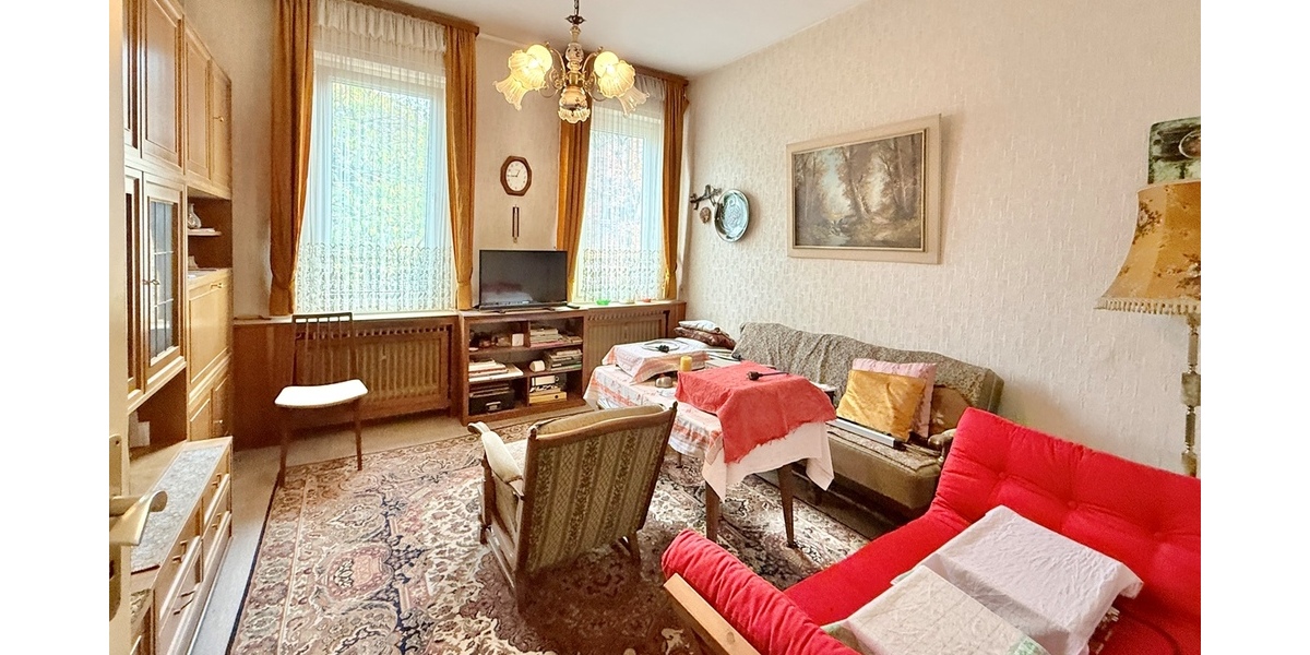 Charmantes 1- bis 3-Familienhaus in zentraler und dennoch ruhiger Lage von Neu-Isenburg 9 zimmer