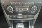 Skoda Yeti Drive Automatik, Bi-Xenon, Einparkhilfe, Klim 43.468 km 16.890 &euro; Rodgau 63110