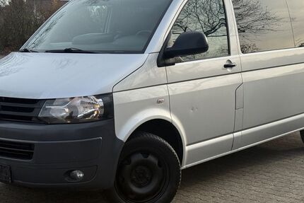 VW T5 Transporter 236.000 km 9.880 &euro; Rüsselsheim 65428
