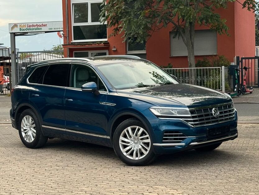 VW Touareg 155.700 km 38.900 € Frankfurt am Main 65933