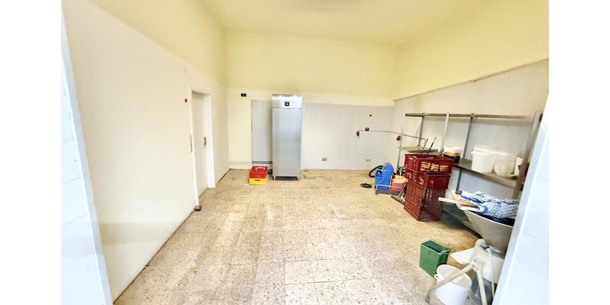 Gewerbeeinheit + Lagerfläche in zentraler Lage – vielseitig nutzbar zimmer