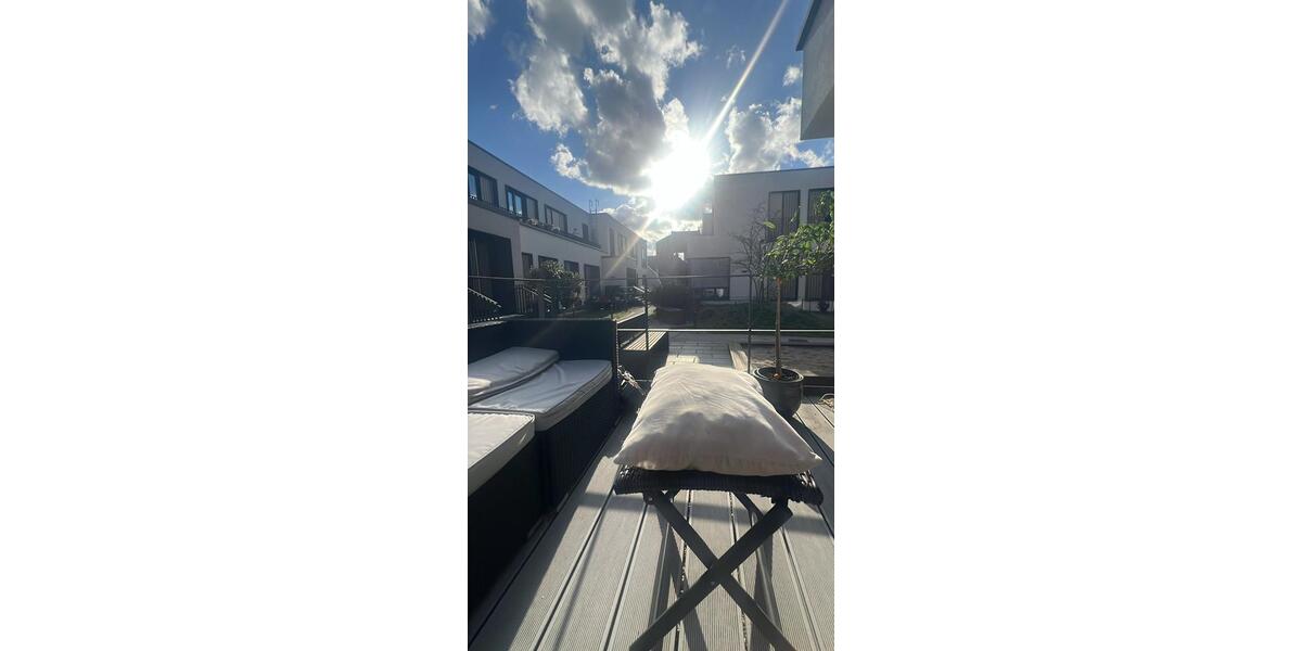 Dachgeschoßwohnung Frankfurt am Main Innenstadt - 1 Zimmer, 50 m&sup2;, 1.560&euro; | Angebot:25440019