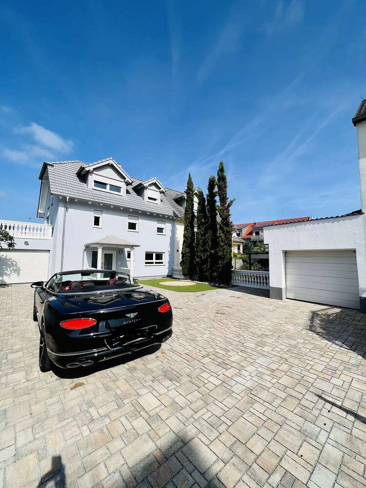 Haus zum Kaufen in Dieburg 690.000 € 180 m²