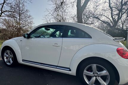 VW Beetle 143.000 km 10.750 &euro; Frankfurt 60385