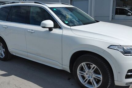 Volvo XC90 240.000 km 15.500 &euro; Offenbach am Main 63069