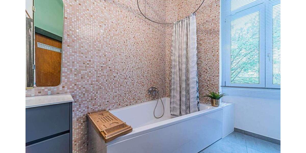 Etagenwohnung Frankfurt am Main Nordend-Ost - 3 Zimmer, 90 m&sup2;, 2.350&euro; | Angebot:25523926