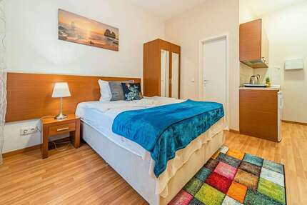 Zimmer Frankfurt Innenstadt - 1 Zimmer, 890&euro; | Angebot:27303317
