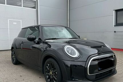 Mini Cooper SE 23.000 km 21.000 € Reinheim 64354