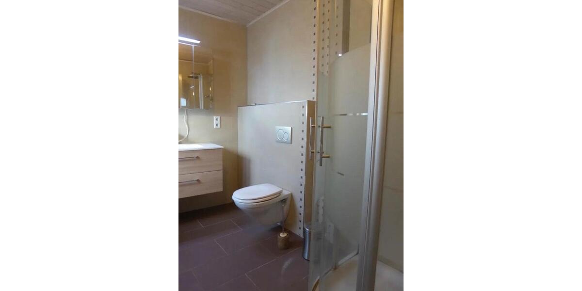 Etagenwohnung Gernsheim - 3 Zimmer, 75 m&sup2;, 1.300&euro; | Angebot:25589208