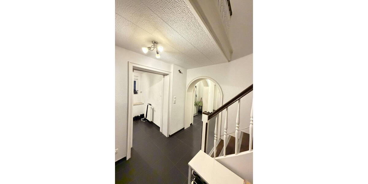 Einfamilienhaus Pfungstadt Eschollbrücken - 8 Zimmer, 300 m&sup2;, 829.000&euro; | Angebot:26128041