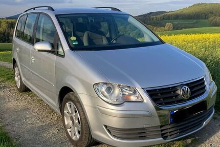 VW Touran 285.000 km 4.950 &euro; Mühltal 64367