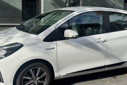 Toyota Yaris 82.000 km 14.000 € Frankfurt 60311