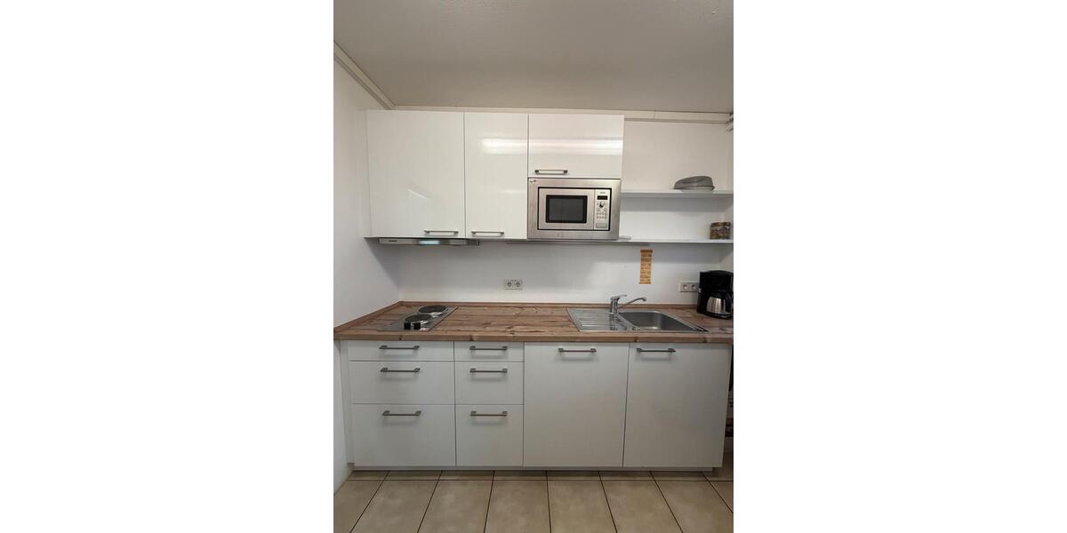 Gewerbeimmobilie: Lagerhalle inkl. Büro – sofort verfügbar zimmer