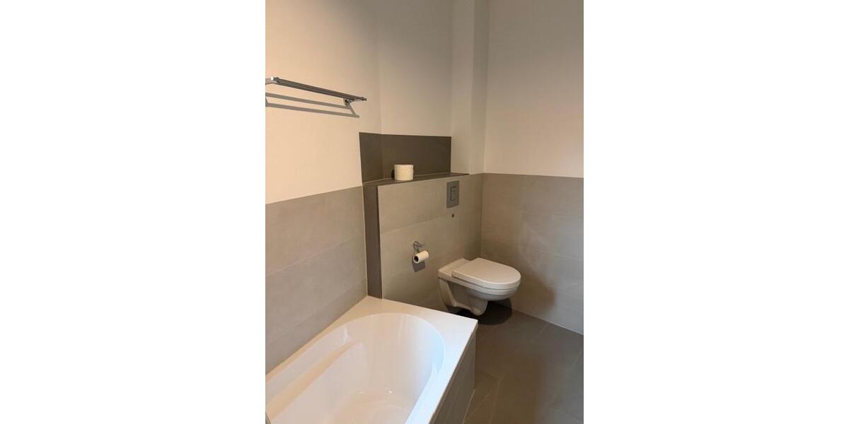 Etagenwohnung Bensheim - 3 Zimmer, 110 m&sup2;, 1.100&euro; | Angebot:26446281