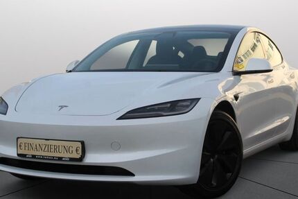 Tesla Model 3 39.100 km 34.250 € Frankfurt am Main 60386