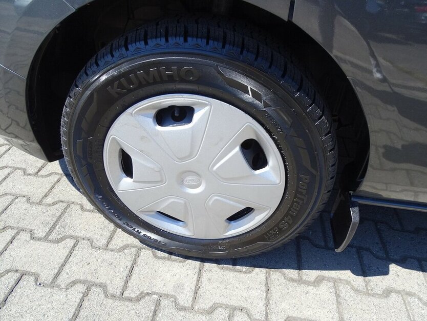 Ford Transit Custom 2,0l TDCi 320 L2 Trend Klimaauto., 119.086 km 24.890 € Rodgau 63110