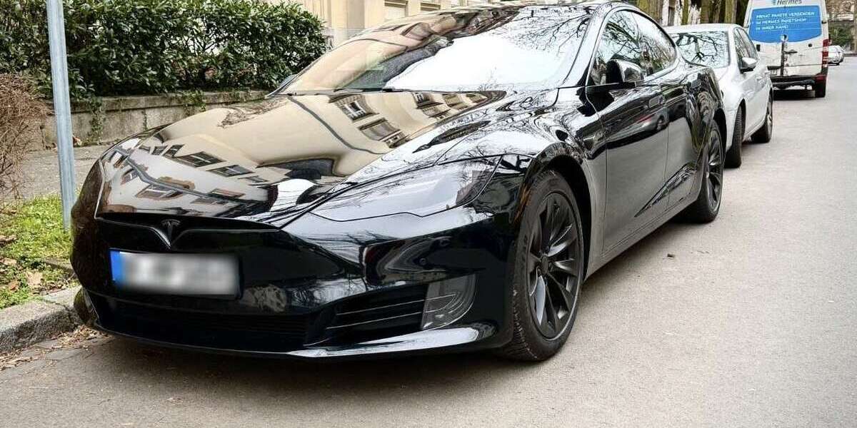 Tesla Model S 212.000 km 19.500 &euro; Offenbach am Main 63067