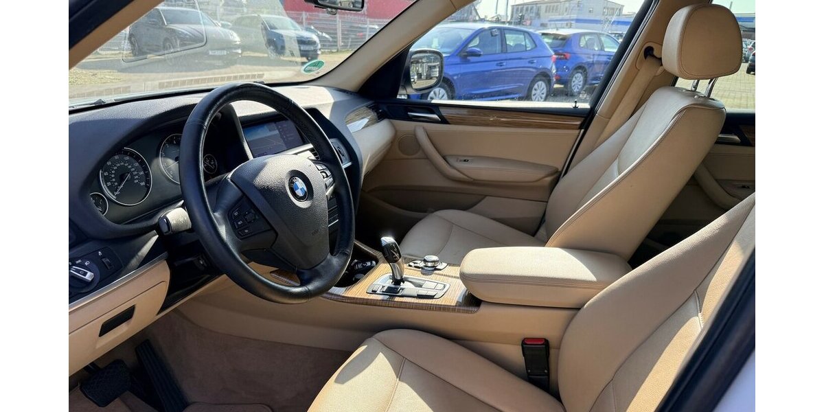 BMW X3 xDrive28i xLine/Panorama/Navi/Kamera 129.200 km 11.590 &euro; Frankfurt 60386