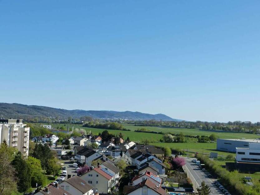Wohnung zum Kaufen in Heppenheim 220.000 € 93 m²