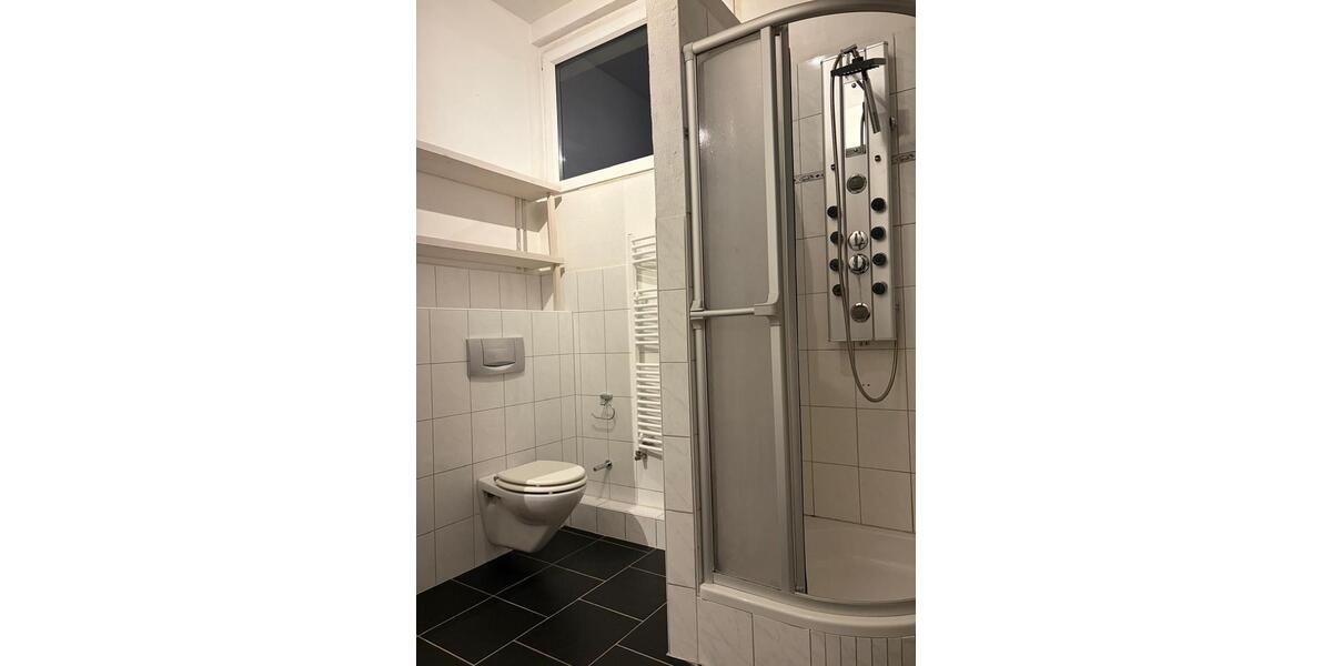 Etagenwohnung Offenbach am Main Bieberer Berg - 2 Zimmer, 90 m&sup2;, 1.300&euro; | Angebot:26690857
