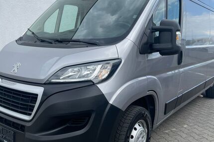 Peugeot Boxer 192.000 km 12.490 &euro; Rüsselsheim 65428