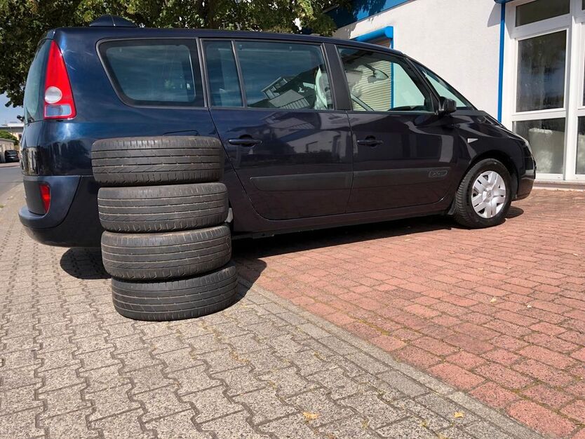 Renault Espace 181.016 km 2.599 € Mühlheim 63165