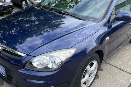 Hyundai i30 82.000 km 5.690 &euro; Dreieich 63303