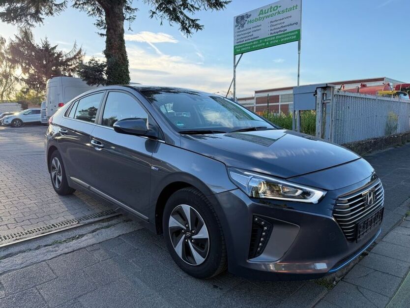 IONIQ