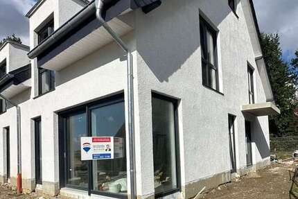 Haus zum Mieten in Herford 1.600 € 110 m²