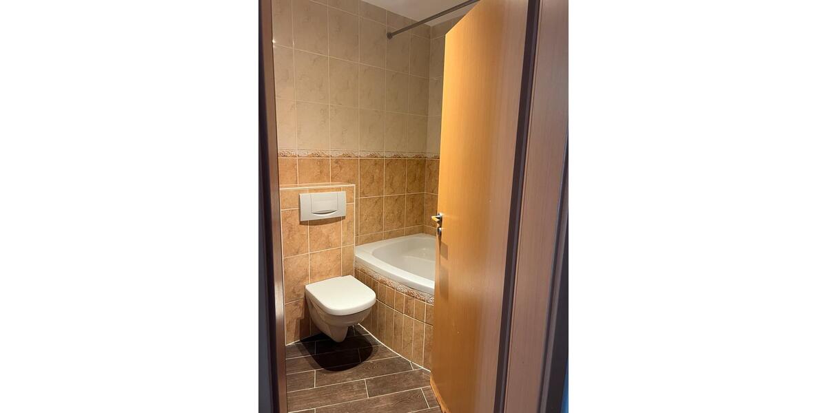 Etagenwohnung Offenbach am Main Bieberer Berg - 3 Zimmer, 85 m&sup2;, 1.300&euro; | Angebot:26348431