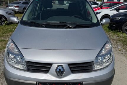 Renault Scenic 89.000 km 3.200 &euro; Fürth 64658