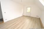 OBERSTADT - Dachgeschosswohnung, 2 Zimmer, Küche, Bad zimmer