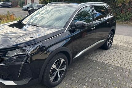 Peugeot 5008 81.800 km 23.500 &euro; Brensbach 64395