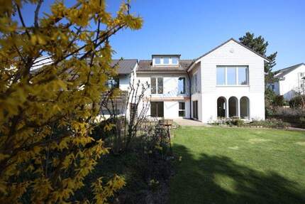 Haus Darmstadt Eberstadt - 7 Zimmer, 237 m&sup2;, 1.200.000&euro; | Angebot:25845338