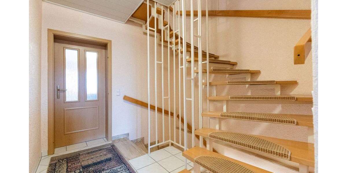 Reihenmittelhaus Ginsheim-Gustavsburg Gustavsburg - 8 Zimmer, 190 m&sup2;, 599.000&euro; | Angebot:25384958