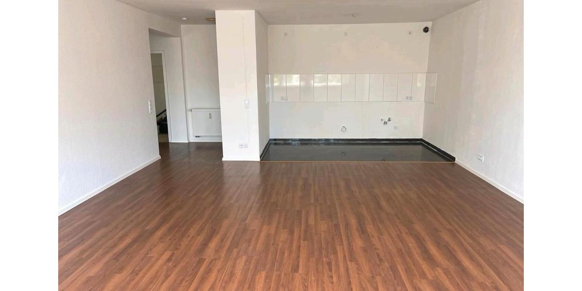 Hell Geräumige, 2 Zimmer Wohnung 2 zimmer