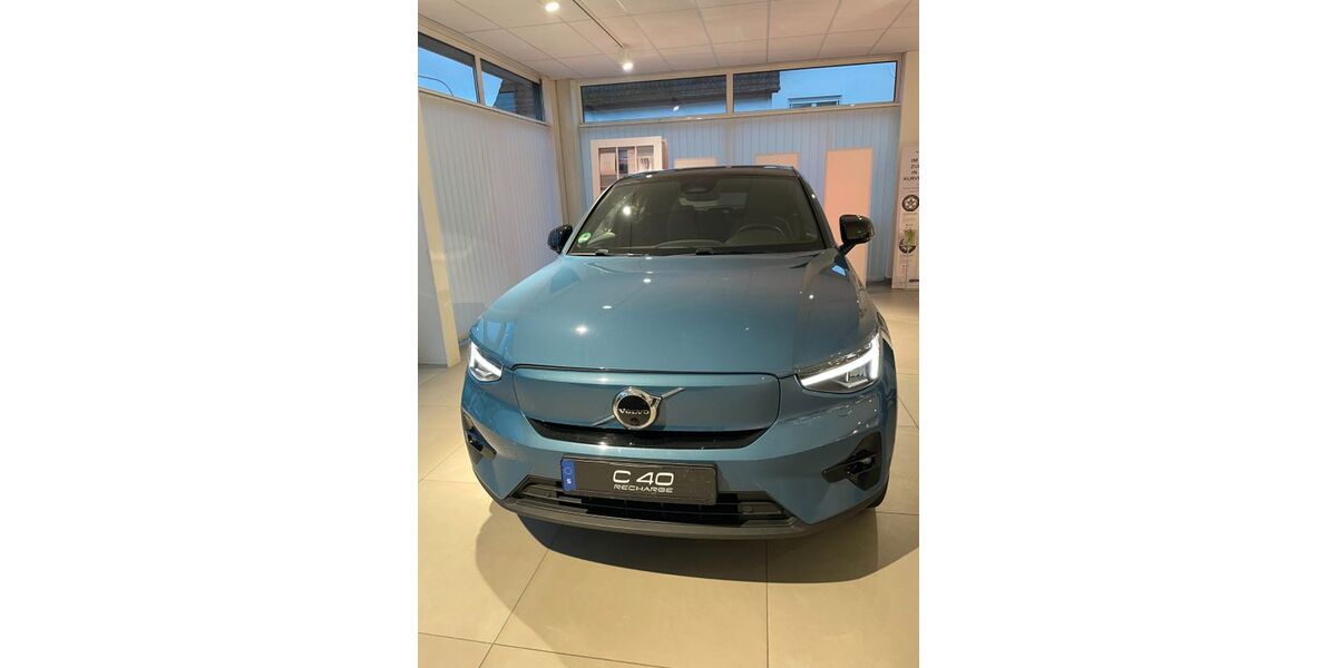 Volvo C40 28.490 km 30.898 &euro; Hoechst im Odenwald 64739